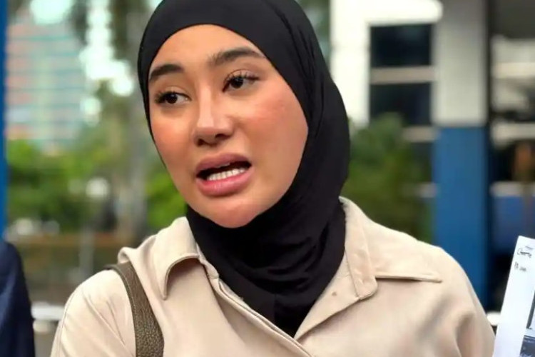 Geram Difitnah Terus! Clara Shinta Laporkan Mantan Suami, Sindir Tak Pernah Berikan Nafkah