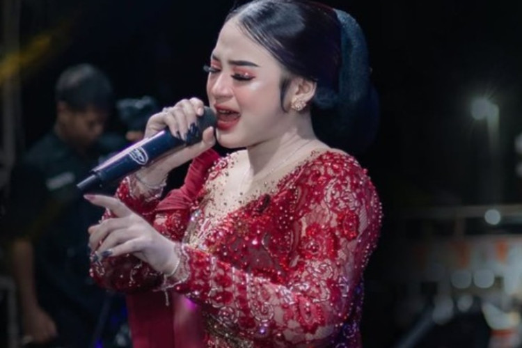 Berapa Umur Niken Salindri? Intip Profil dan Biodata Sinden Muda Berbakat Asal Kediri Jawa Timur