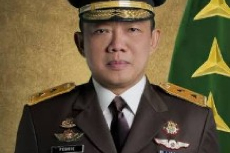 Profil Jampidsus Febrie Adriansyah, Jaksa Senior Pembongkar Kasus Korupsi Kakap yang Kini Diuji Isu Hukum