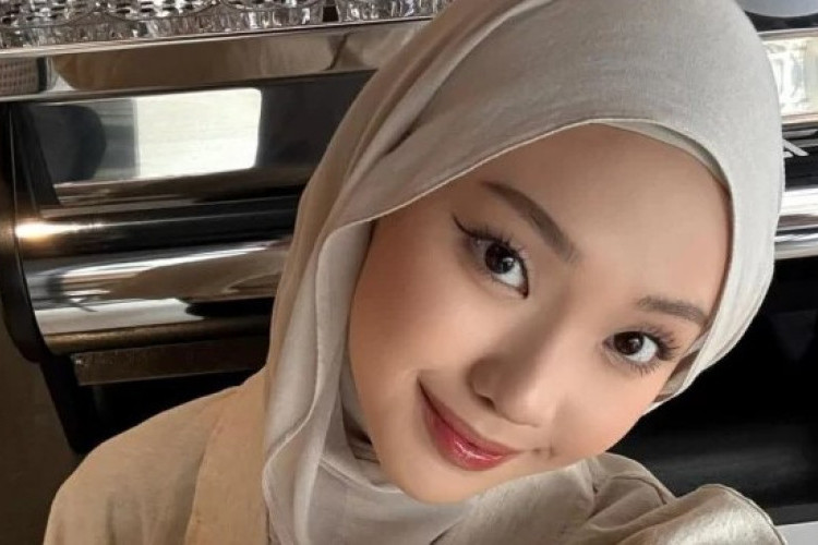 VIRAL! Klarifikasi Jule Usai Kepergok Selingkuhi Sang Selingkuhan Dengan Kekasih Sahabat Sendiri