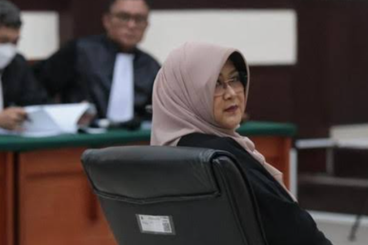 Masih Berlanjut! Sidang Dokter Tifa Atas Tuduhan Ijazah Palsu Jokowi Tuai Kontroversi