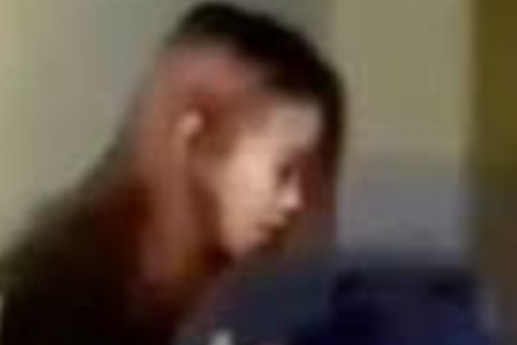 GEGER! Video Viral Suami Grebek Istri Asyik Bermesraan di Kamar Bersama 3 Pria, Perselingkuhan Panas yang Menyiksa Batin