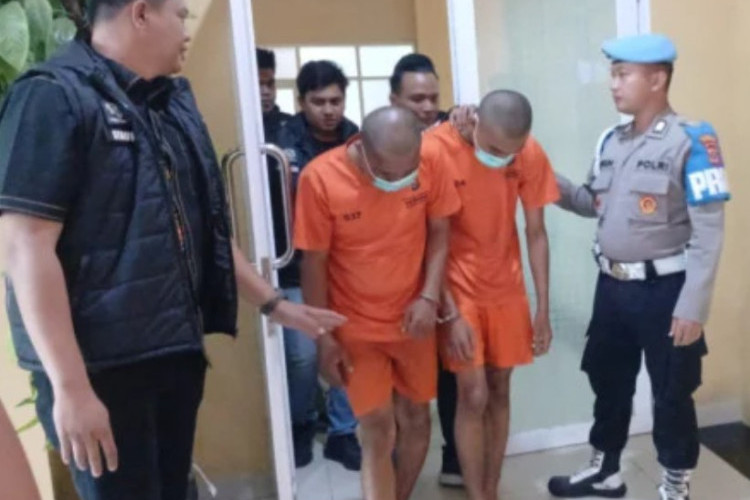 SADIS! Ayah dan Anak Tega Bunuh Pedagang Cilok di Tangerang, Dari Dendam Berujung Maut