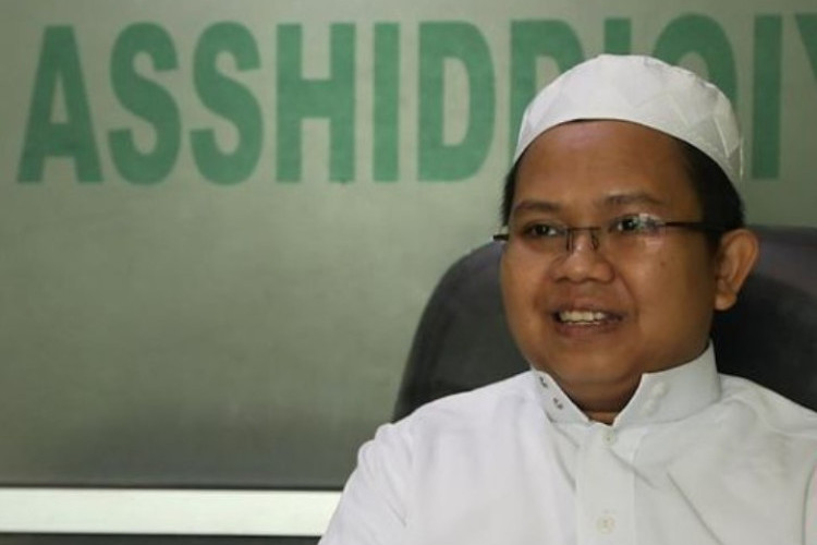 VIRAL! Gus Mahrus Angkat Bicara Soal Pernikahan Inara Rusli dan Insanul Fahmi, Sudah Menikah Siri! 