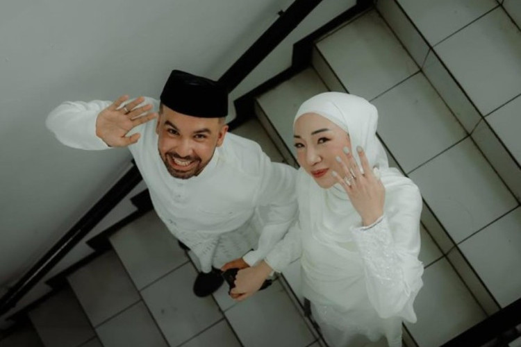 Profil dan Biodata Hassan Alaydrus, Selebgram Viral yang Resmi Lepas Gelar Duda dan Nikahi Audrey Jesslyn