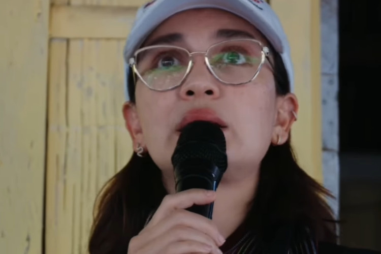 Keren! Luna Maya Dirikan Sekolah di Flores Sebagai Aksi Nyata Atas Kepeduliannya Terhadap Dunia Pendidikan Indonesia