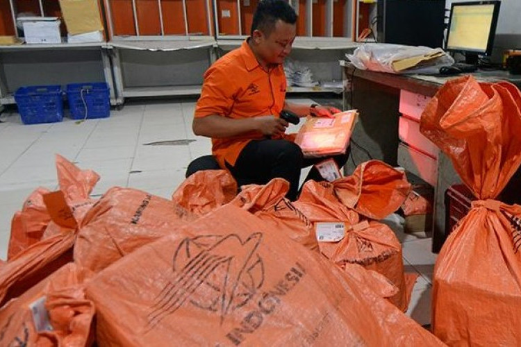 Berapa Gaji Branch Manager Tenaga Kontrak di POS Indonesia? Ini Besaran, Tunjangan, dan Prospeknya!