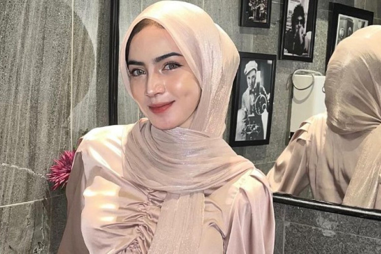 Profil dan Biodata Selebgram Resti Indah Calon Istri Fahmi NM, Cantik Paripurna di Prewedding Bikin Netizen Melting