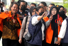 Janji Tak Akan Kabur Saat Persidangan, Roy Suryo dan Dokter Tifa Akan Senantiasa Kooperatif