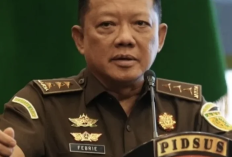 Profil Febrie Adriansyah, Jampidsus yang Kediamannya Dijaga Ketat Oleh TNI Atas Permintaan Kejagung