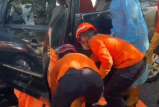 Mayat Wanita Ditemukan di Mobil Dinas Plat Merah, Diduga Telah Terparkir 4 Hari di Bandara Juanda